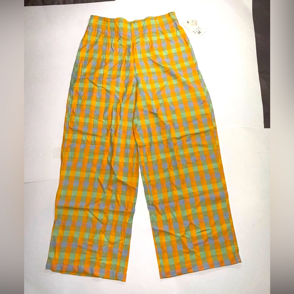 Billabong Checkered Pants, size medium, BNWT